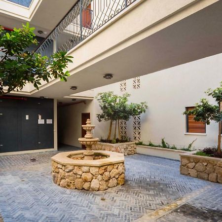Duplex With Sea View Terrace Above The Flea Market Tel Aviv Exterior photo